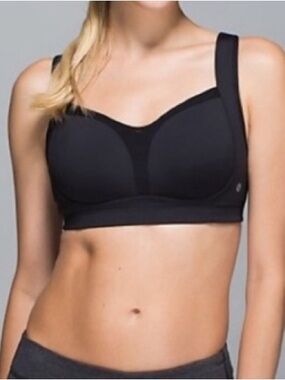 lululemon Ta Ta Tamer Sports Bra